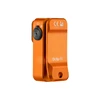 Olight Oclip Pro オレンジ クリップライトの背面斜めクローズアップ。サイドの操作ボタンと頑丈なポケットクリップを搭載したアウトドアや日常携帯に最適なEDCミニライト。
