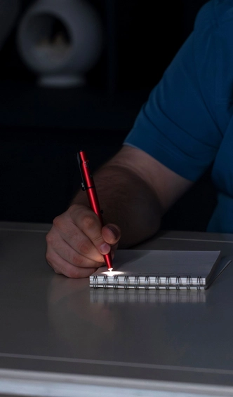 OPEN3 充電式ペンライト オープン構造でメンテしやすい携帯LED