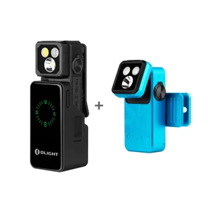 Olightの黒いOclip 2 Ultraと青いOclip 2 Proクリップライト、角度調整可能なLEDヘッドと充電インジケーター搭載で、アウトドアや夜間作業に最適