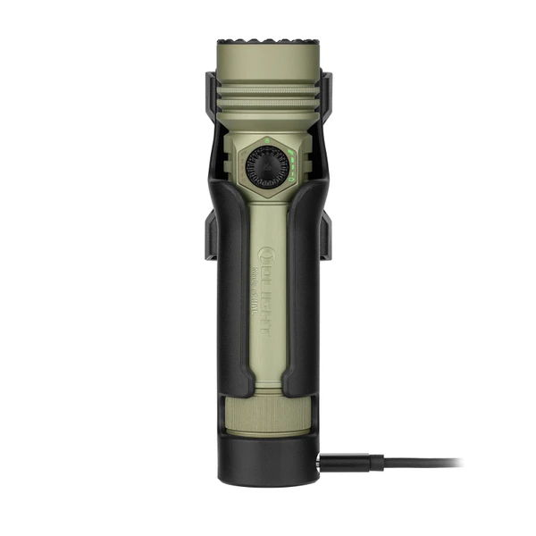 専用ホルスターに収納して充電中のOlight Seeker Ultra ODグリーン強力LED懐中電灯正面クローズアップ