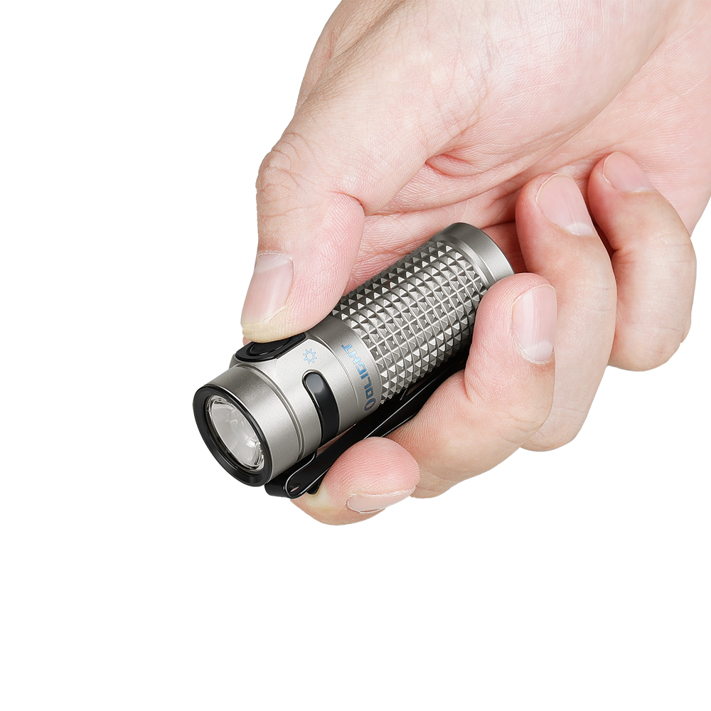 Baton 4 Premium Type C充電式懐中電灯&5000mAh充電ケース - Olight Japan