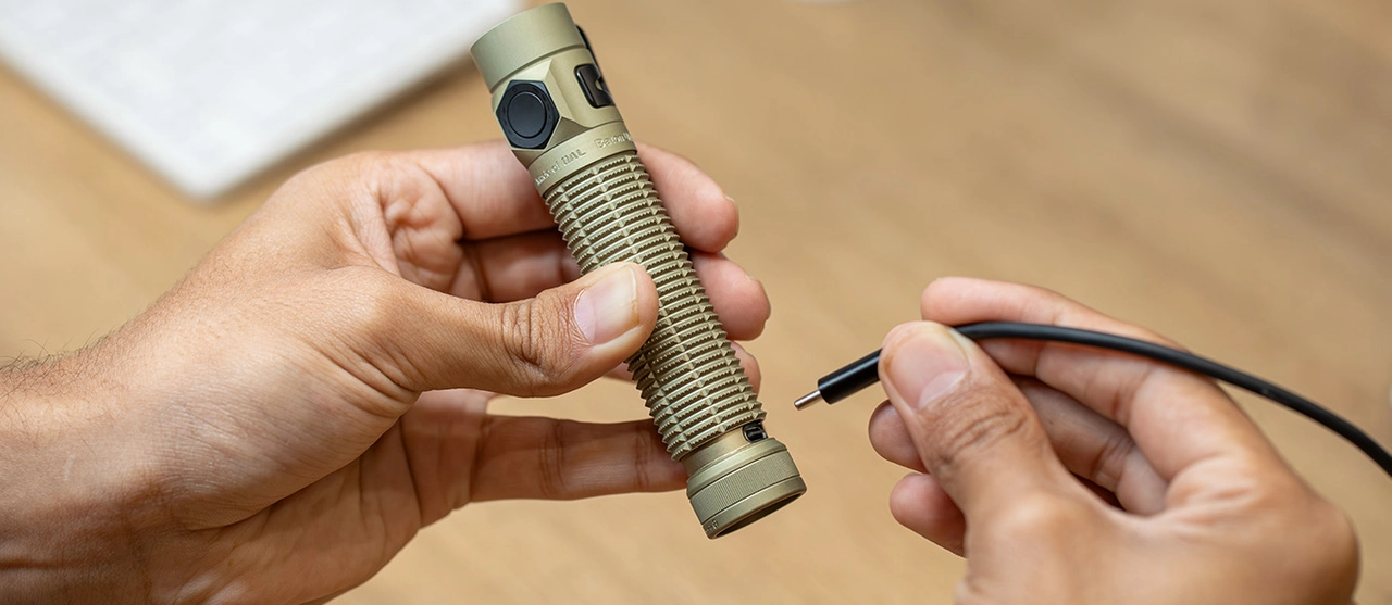 Baton turboとOclipUltraのセット Baton Ultra 懐中電灯 強力 LEDライト 1800ルーメン デュアル充電 USBC