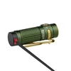 Olight緑Baton 4充電中の懐中電灯、頑丈なグリップ、ポケットクリップ付きで、アウトドアや緊急時に最適