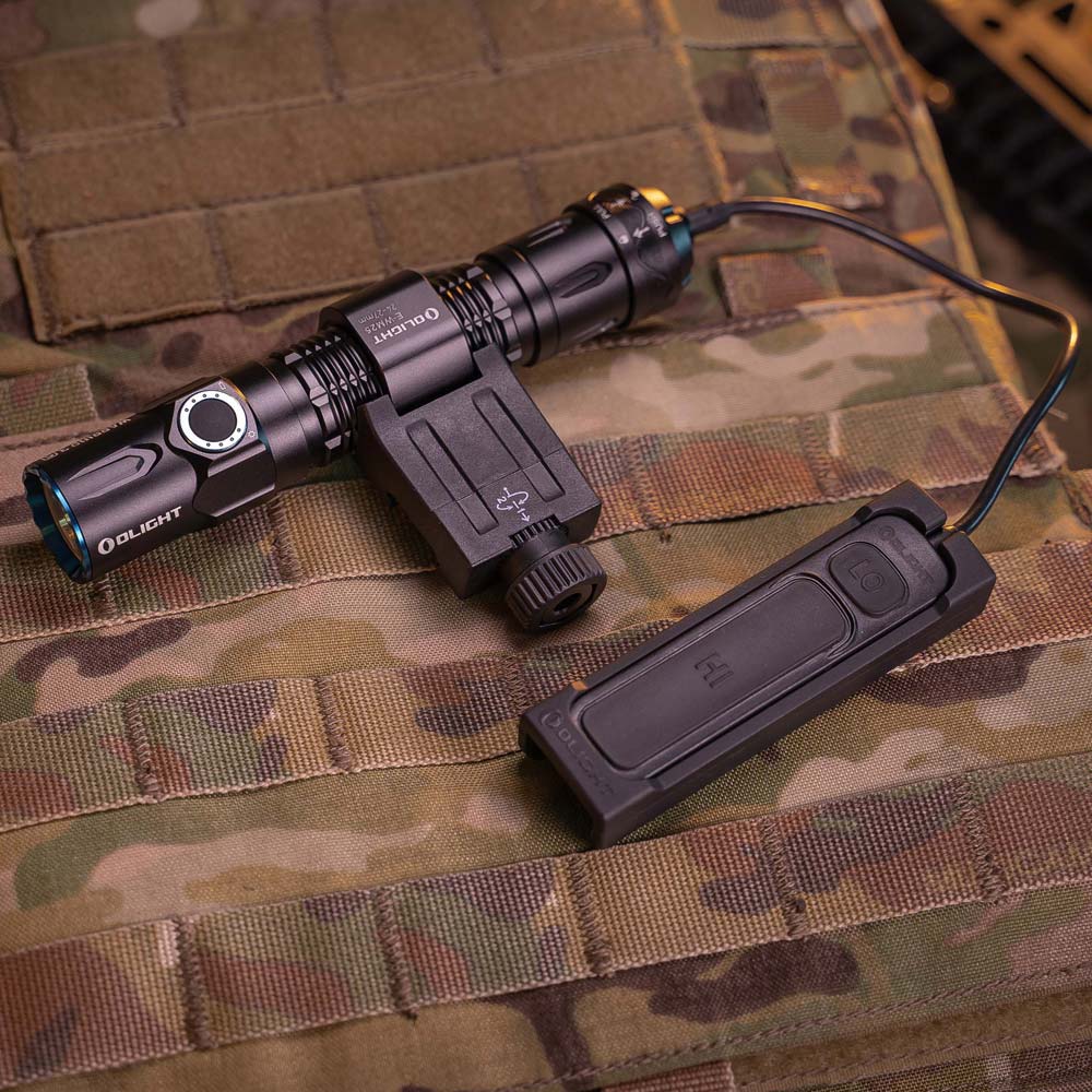 Warrior 3S タクティカルライト 高輝度 LED 懐中電灯 防災 2300LM 防水