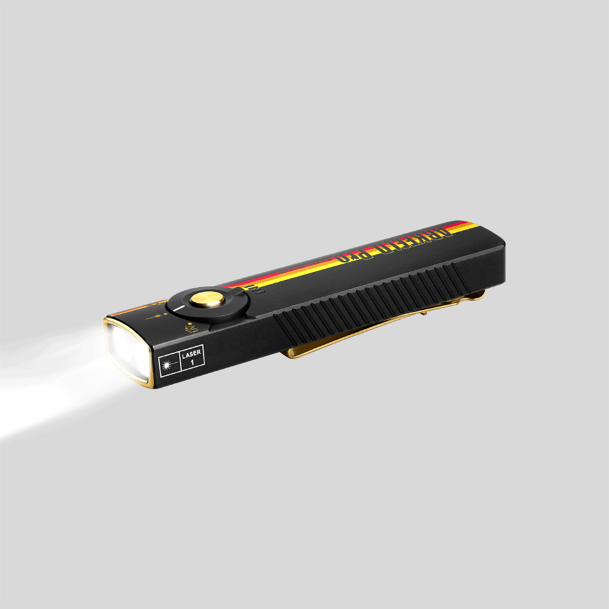 Arkfeld PRO 初の三つを一つにしたライト - Olight Japan