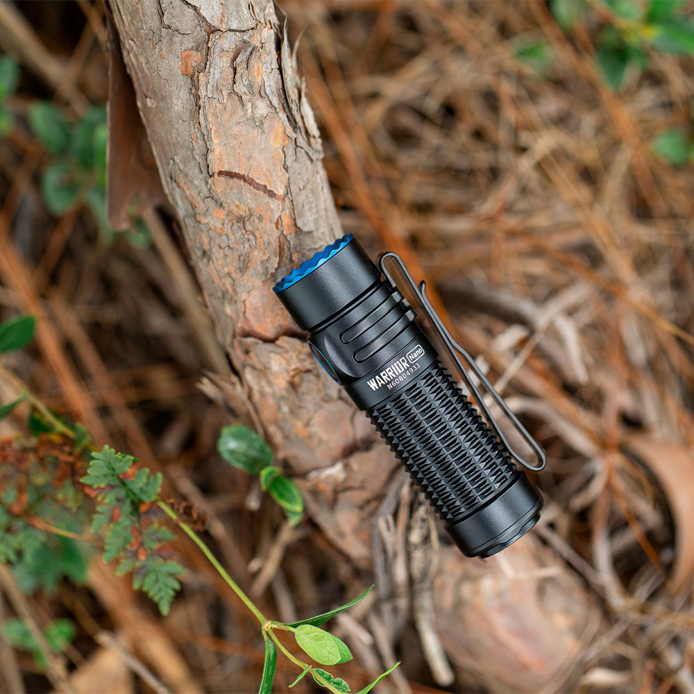 Warrior Nano ミニ戦士 ダブルスイッチ備え - Olight Japan