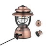OlightブロンズカラーのOlantern Classic 2 Proランタン。充電ポートが見える角度で、屋外での使用や非常時の充電にも対応。