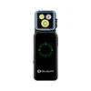 Olightの黒いOclip 2 Ultraクリップライト正面。緑色のバッテリー残量インジケーターディスプレイと3つのLED光源を備え、夜間作業やアウトドア防災に最適。