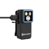 Olightの黒い小型LEDクリップライトOclip 2 ProのUSB-C充電中の斜め斜視図、3つの光源と青いベゼルが特徴で日常携行やアウトドアの防災用ライトに最適