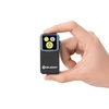 手で持てるコンパクトなOlight Oclip 2 Proブラック小型LEDクリップライトの正面。夜間読書やアウトドア、防災用、持ち運びに便利。