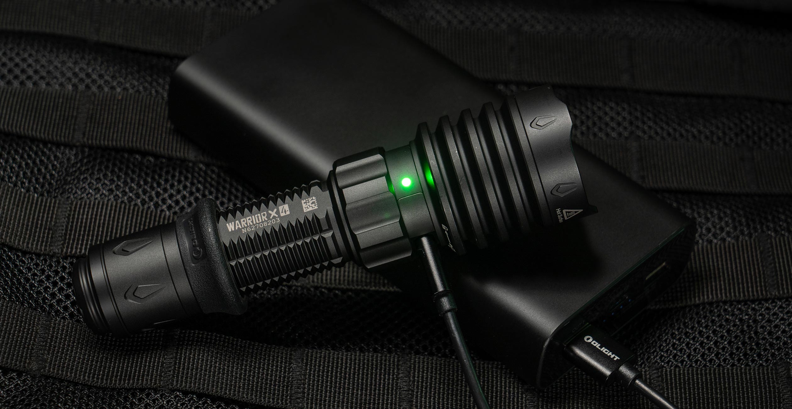 Warrior X 4 タクティカル懐中電灯 2600ルーメン 高輝度 LEDライト