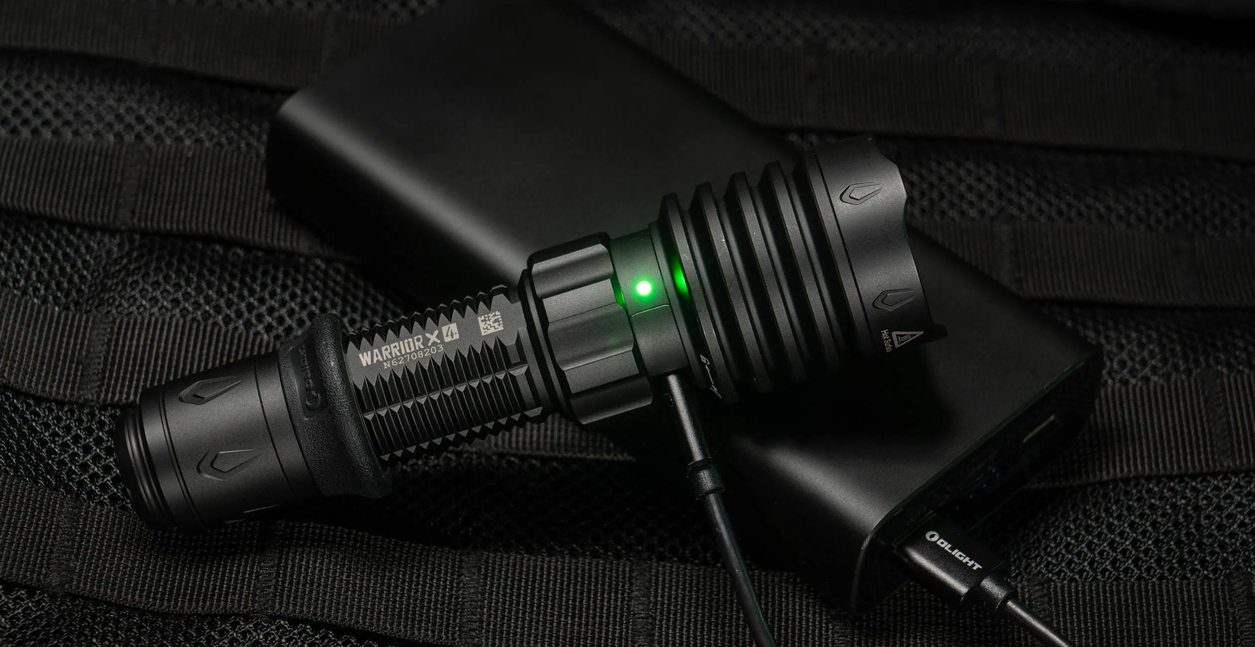 Warrior X 4 タクティカル懐中電灯 2600ルーメン 高輝度 LEDライト