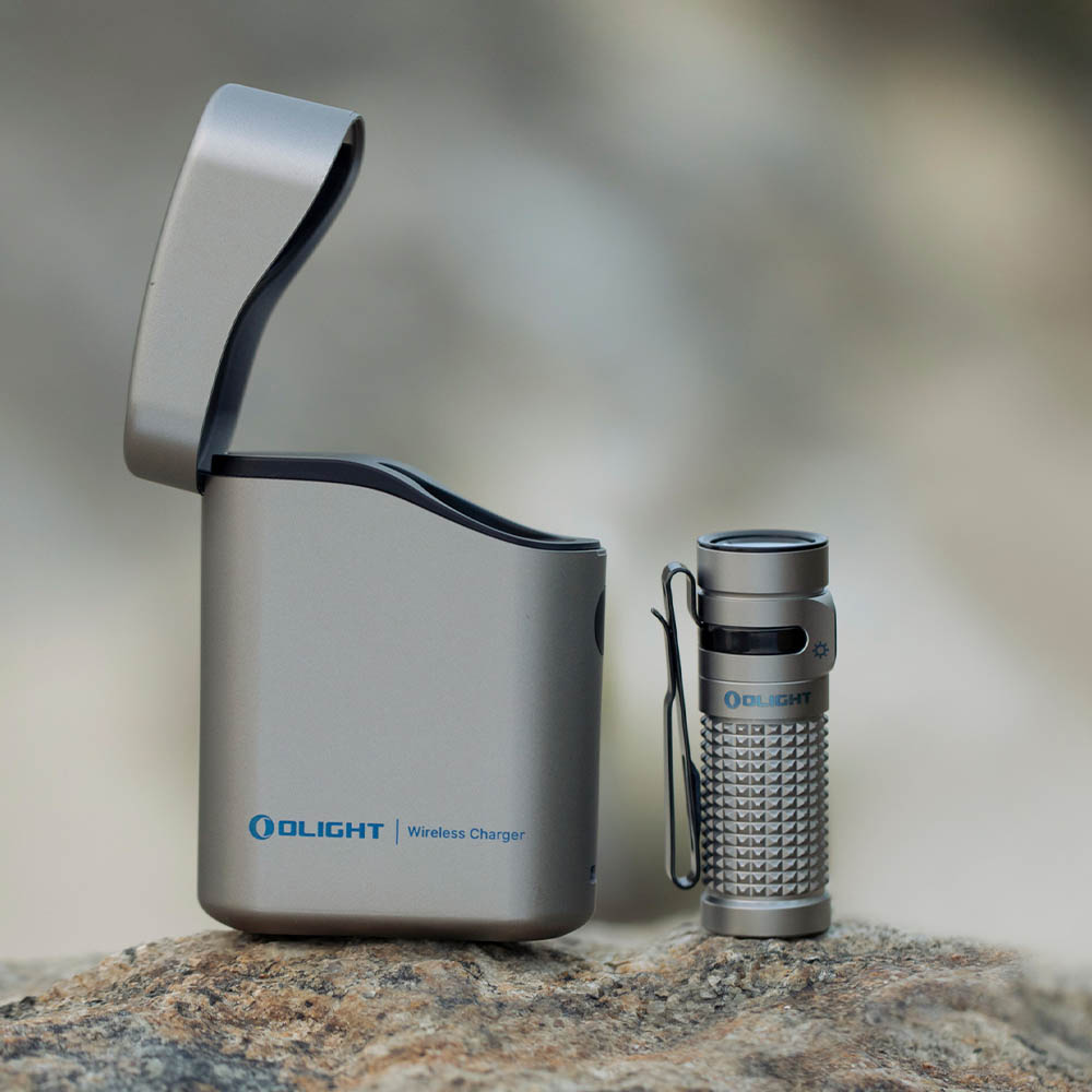 Baton 4 Premium Type C充電式懐中電灯&5000mAh充電ケース - Olight Japan