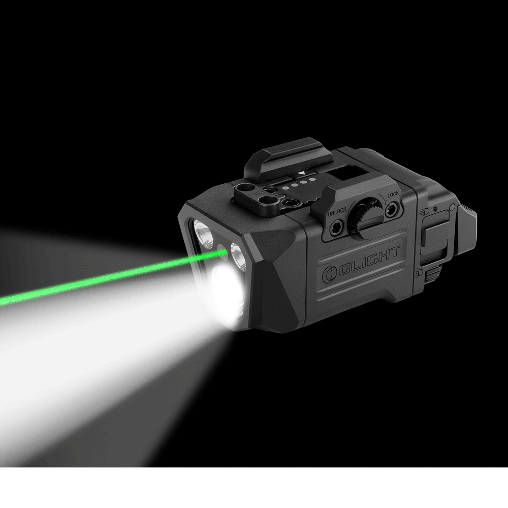 オーライトのタクティカルライトから照射される白いLED光と緑色のレーザーポインター