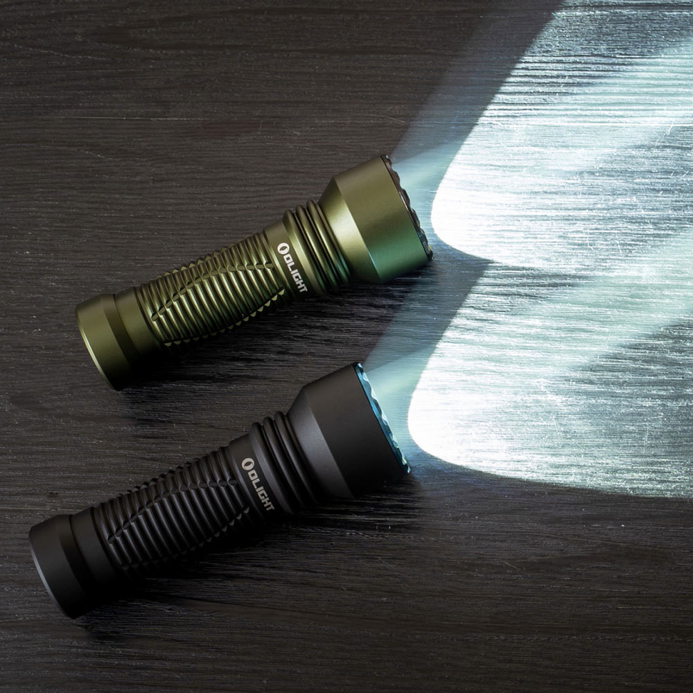 Javelot Mini LED懐中電灯 超遠距離照射高輝度強力防災OLIGHT - Olight