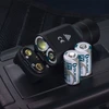 Olight黒PL Turbo、CR123Aバッテリーとバッテリーコンパートメントのクローズアップ、交換用バッテリーを含む